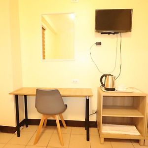 Leo Hotel - Lifestrong Property Inc